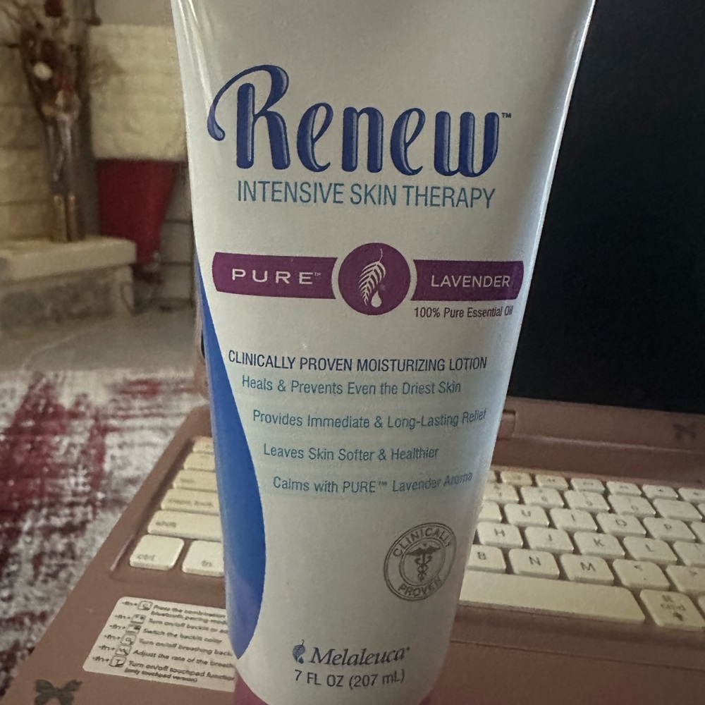 COPY - Melaleuca Renew skin therapy lavender Lotion! Best lotion ever! 8oz